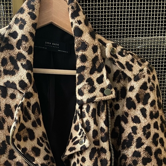Zara Leopard jacket - - Picture 3 of 3